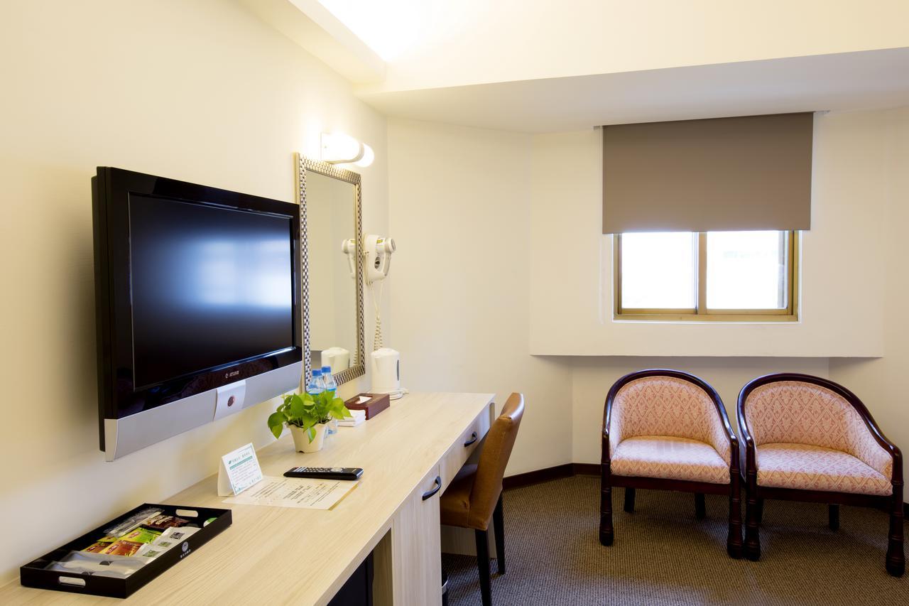 Ful Won Hotel Đài Trung Ngoại thất bức ảnh