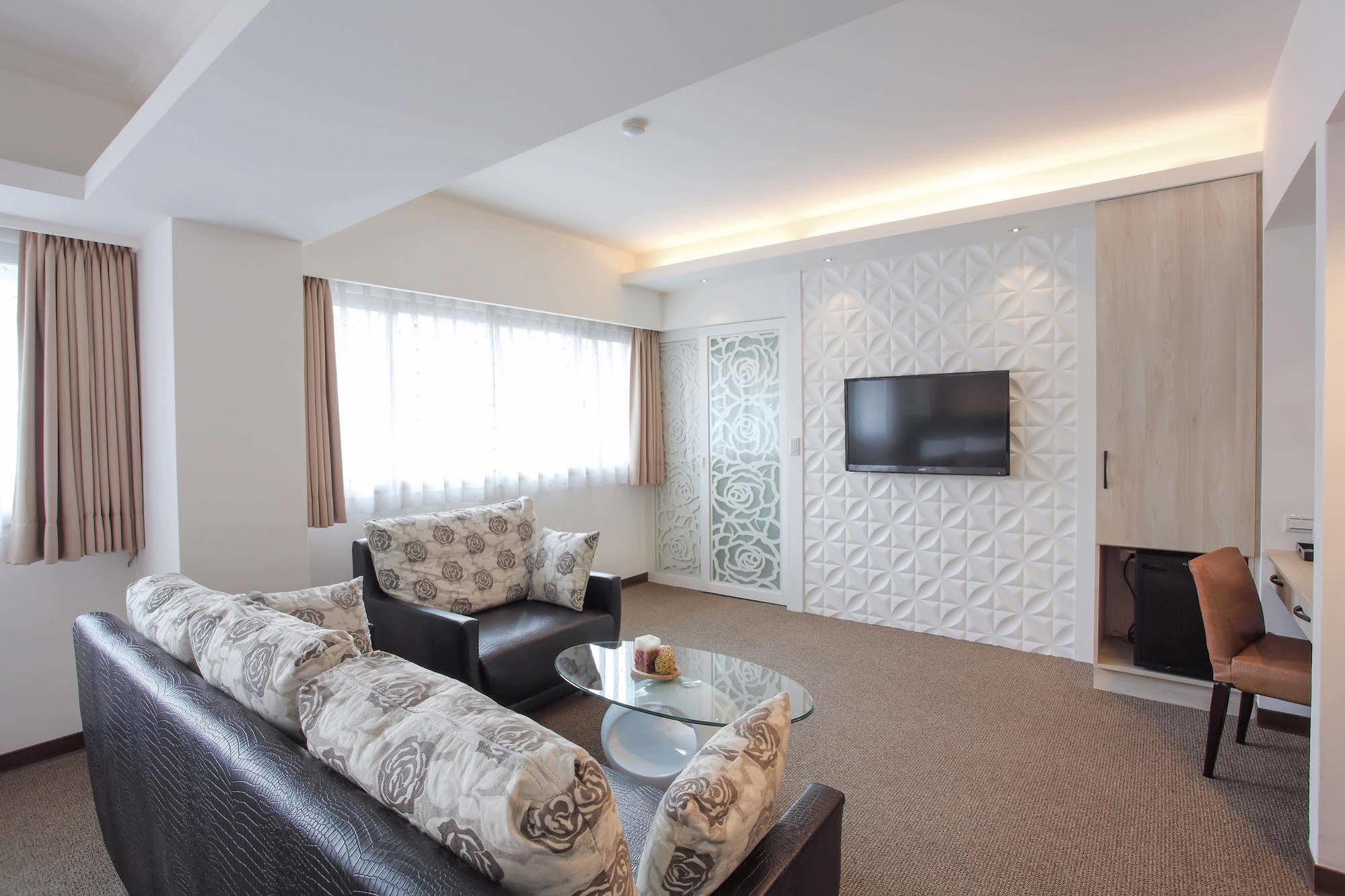 Ful Won Hotel Đài Trung Ngoại thất bức ảnh